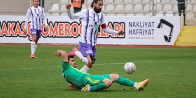 Afyonspor evinde Esenler'e yenildi