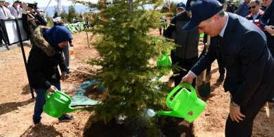 Isparta'ya Deprem Şehitleri Ormanı