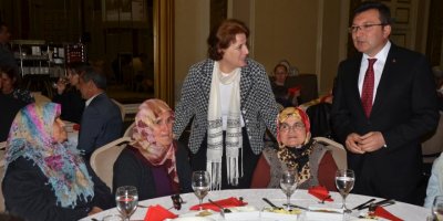 Şehit yakınları ve gazilere iftar