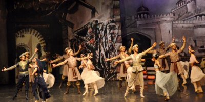 'Şehrazat'a alkış yağdı