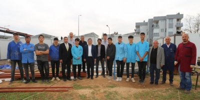 Kepezli öğrencilerden deprem bölgesine konteyner okul