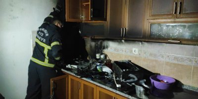 Ocakta unutulan süt yangın çıkardı