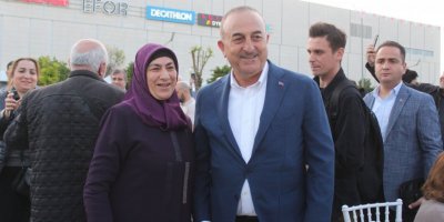 Bakan Çavuşoğlu: Türkiye’deki Ahıska Türklerimizin hepsine vatandaşlık vereceğiz