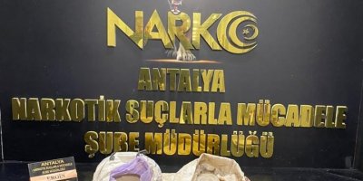 'Çaki', ormanda saklanan 4 kilo eroini buldu