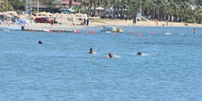 Bodrum plajlarında bayram hareketliliği