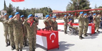 Engelliler temsili askerlik yaptı