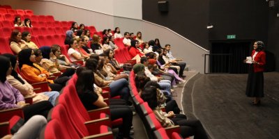 Alanya Belediyesi’nden öğrencilere sınav kaygısı semineri