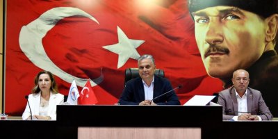 'Deniz Baykal' adı memleketi Antalya'da spor kompleksine verildi