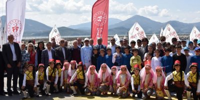 Eğirdir'de Optimist Yarışları başladı