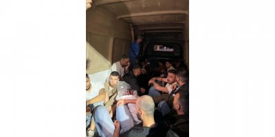 Muğla'da durdurulan kamyonette 21 kaçak göçmen yakalandı