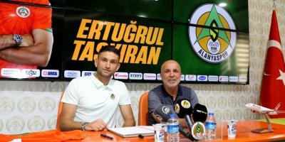 Alanyaspor'un yeni file bekçisi Ertuğrul Taşkıran