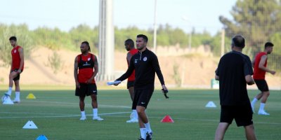 Antalyaspor'da yeni sezon hazırlıkları devam ediyor