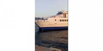 Rodos Adası'ndan tahliye edilen turistler Marmaris'e getirildi