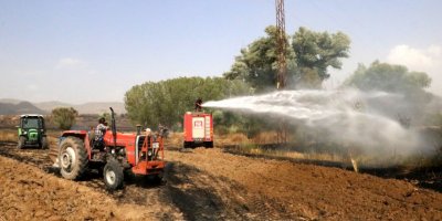 Sandıklı'da arazi yangını
