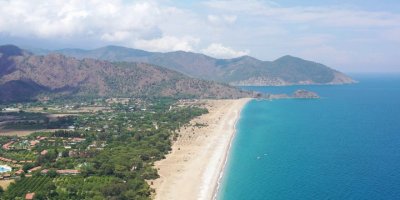 Çıralı'ya gelen turiste, SMS ile caretta uyarısı