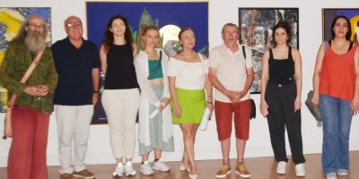 'Her Bakıştan Karma' sergisi açıldı