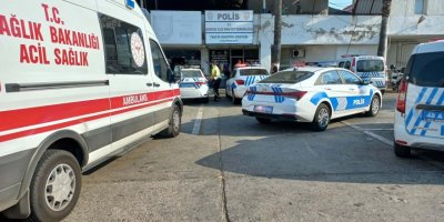 Polis memuru, kavgayı ayırmaya çalışırken bacağından bıçaklandı