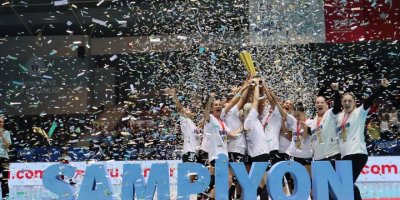 Yalıkavakspor kupaları çiftledi