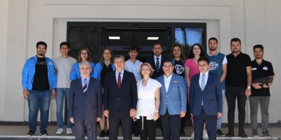 Vali Şahin: Bizim birinci önceliğimiz eğitim