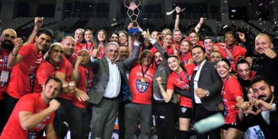 Mavi Kelebekler'in Avrupa mesaisi başlıyor