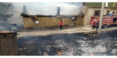 Eğirdir'de ev yangını