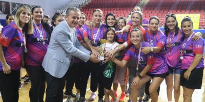 Ulusal Veteran Hentbol Turnuvası sona erdi