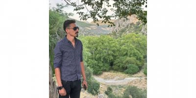 Domuz avında arkadaşını vurdu