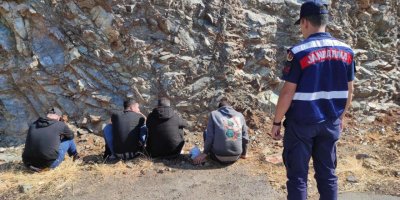 Fethiye'de 68 kaçak göçmen ile 2 organizatör yakalandı; kıyıya bırakılma anları kamerada