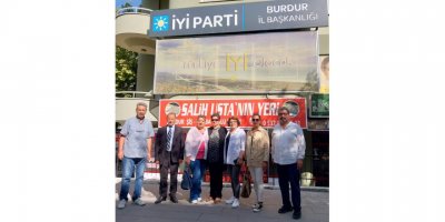 Burdur İYİ Parti'de 14 istifa