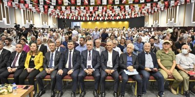 Özgür Özel: Vefalı bir değişim öngörüyorum