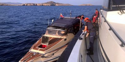 Yunan unsurlarının geri ittiği 22 kaçak göçmen kurtarıldı