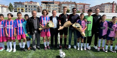 Burdur'da futbol sezonunun ilk düdüğü çaldı