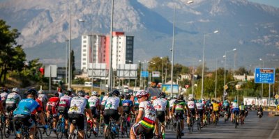 Sıfırdan zirveye bisiklet yarışı