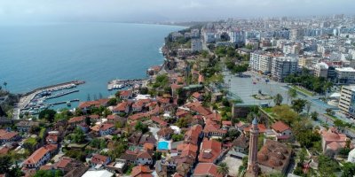 Satılık konutlarda 'uygun fiyat' yerine 'vatandaşlığa uygun' reklamı