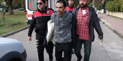 Eşini öldüren oğlundan şikayetçi olmadı: Tedavisi için yıllarca uğraştık