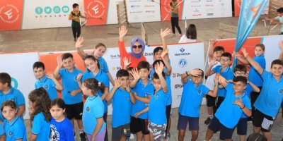 Kepez'de çocuklar geleneksel spor ve oyunları deneyimledi 