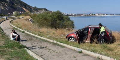 Kazanın şokunu birbirlerine sarılarak attılar
