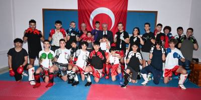 Kick Boks Takımına ziyaret
