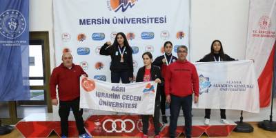 ALKÜ'lü sporcuların aparkatı başarı getirdi