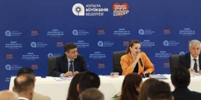 Antalya Büyükşehir Belediyesi Serik’te 2027 yatırımlarını muhtarlarla değerlendirdi