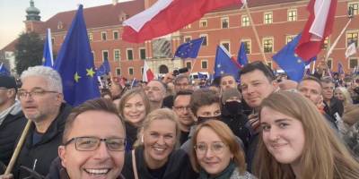 Polonyalılar, AB'den çıkmak istemiyor