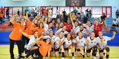 Mavi Kelebeklerin galibiyet serisi sürüyor