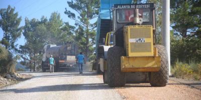 Alanya Koşdavut yoluna asfalt çalışması