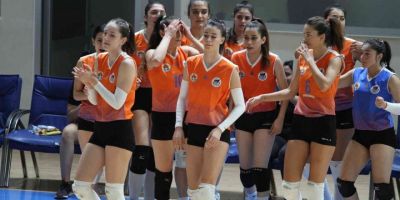 Adana Büyükşehir Belediyespor ilk maçını kazandı