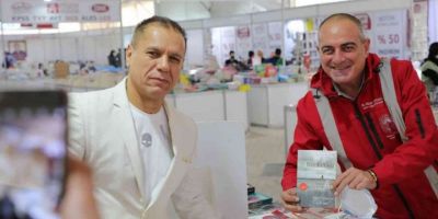 Başkan Sertaslan Kitap Fuarı’nı ziyaret etti