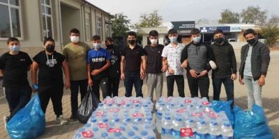 Liseliler çevrelerini temizliyor, sularını içiyorlar