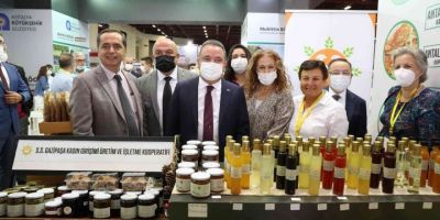 Başkan Böcek:“Üreticinin ve alın terinin yanında olmaya devam edeceğiz”