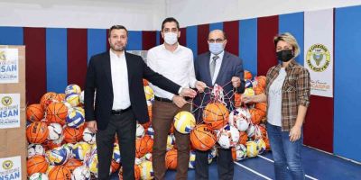 Okullara spor malzemesi desteği