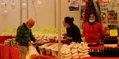 Bitlisliler, Bitlis’i İzmir’de tanıtıyor