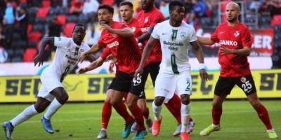 Süper Lig: Gaziantep FK: 0 - Giresunspor: 0 (İlk yarı)